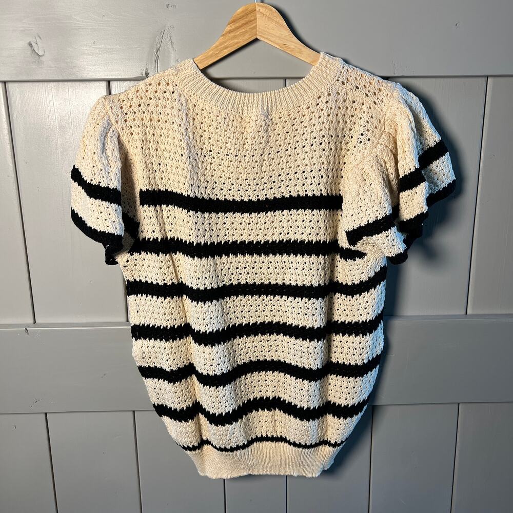 Aaron & Amber Black and Cream Crochet Short Sleeve Top Size S‎ NEW - Picture 5 of 6